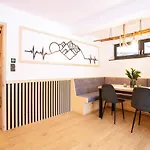 Lägenhet Family Ski&bike House Stronie Śląskie