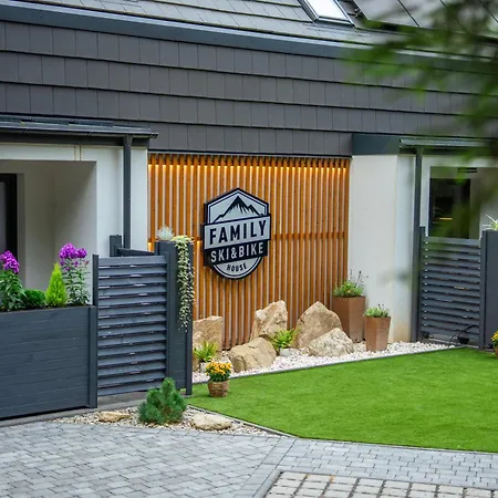 Family Ski&bike House